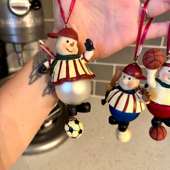 3 Y2K Vintage Sports Snowman Christmas Ornaments Soccer Basketball Baseball - Picture 2 of 6